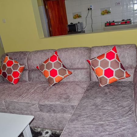 Lux Suites Bamburi Furnished Apartments Экстерьер фото