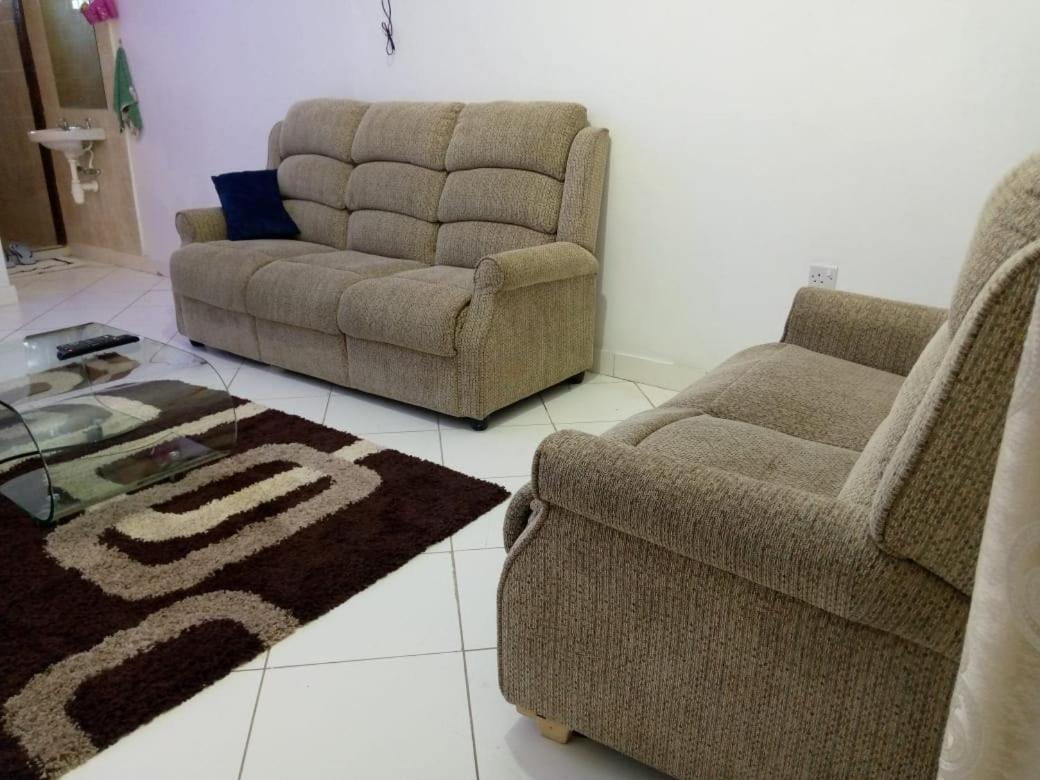 Lux Suites Bamburi Furnished Apartments Экстерьер фото