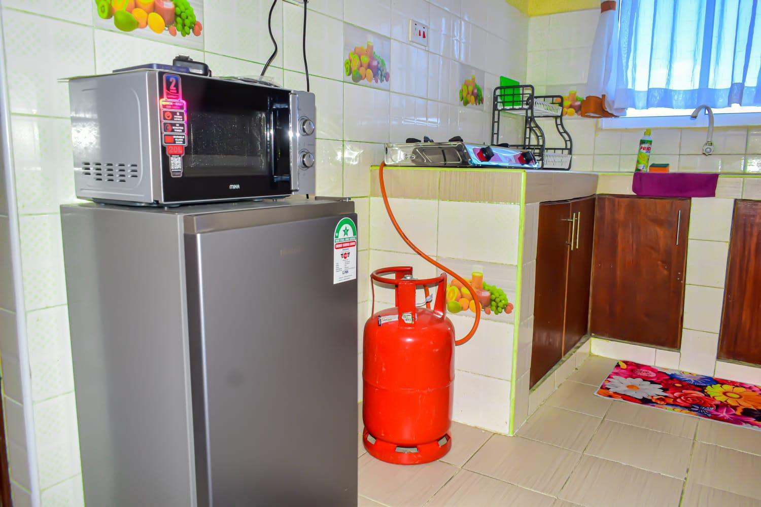 Lux Suites Bamburi Furnished Apartments Экстерьер фото