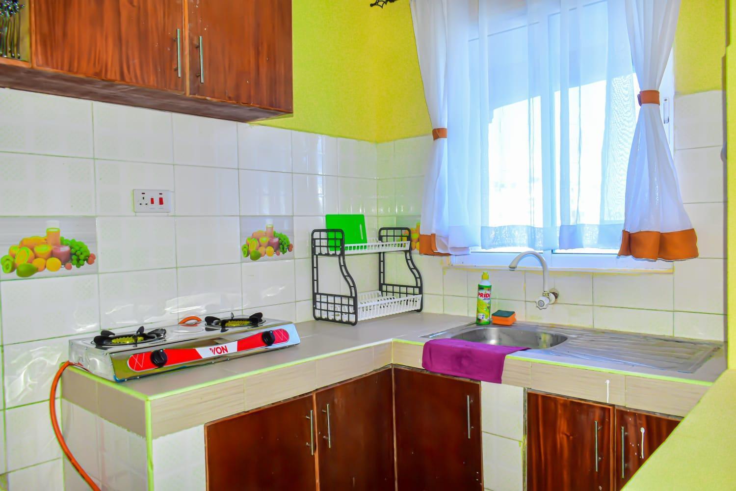 Lux Suites Bamburi Furnished Apartments Экстерьер фото