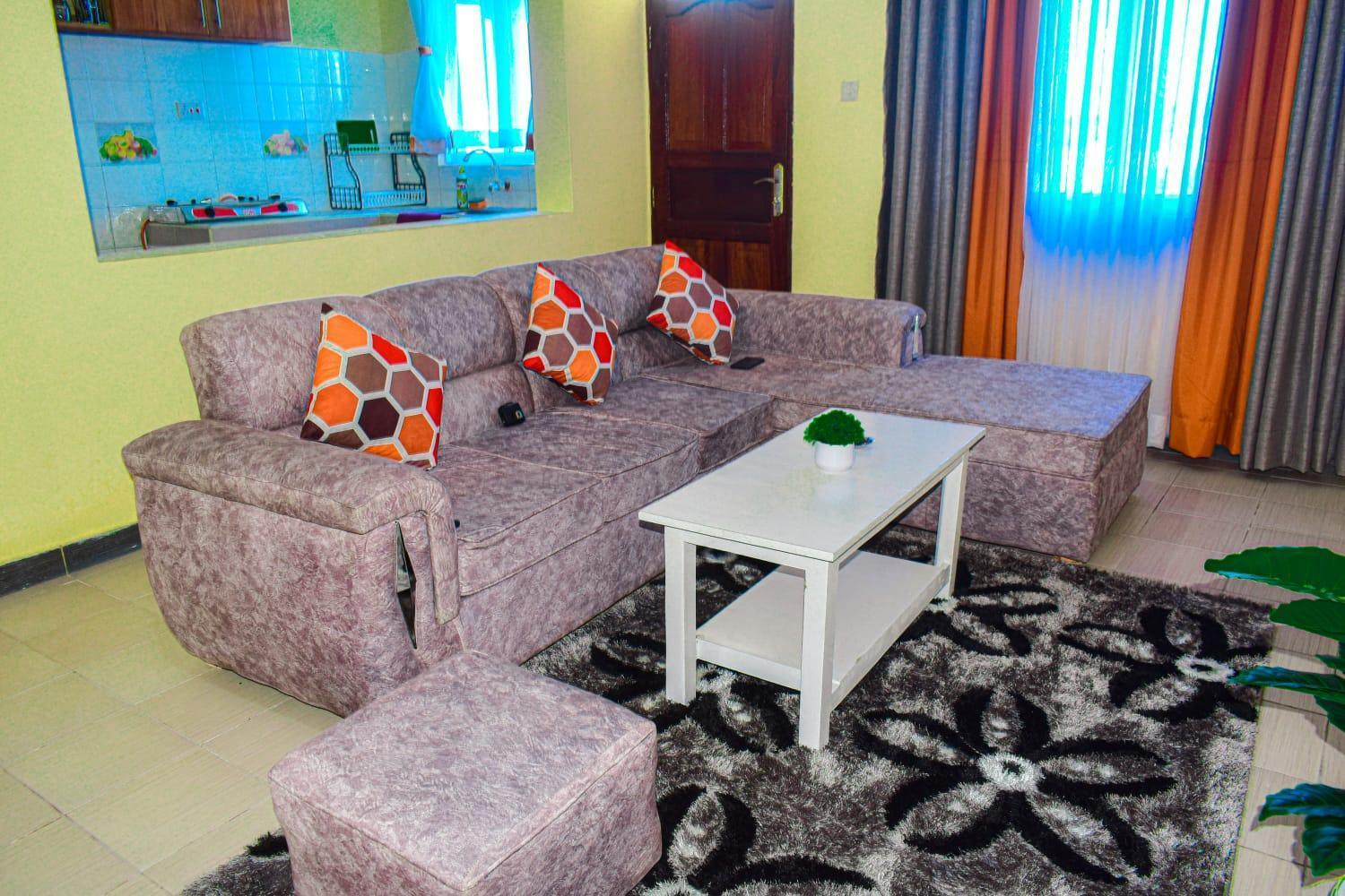 Lux Suites Bamburi Furnished Apartments Экстерьер фото